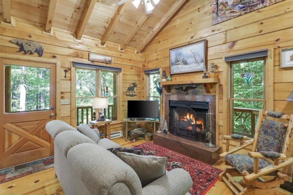 Open Studio Lodge At Little Rock Creek Cherry Log 外观 照片