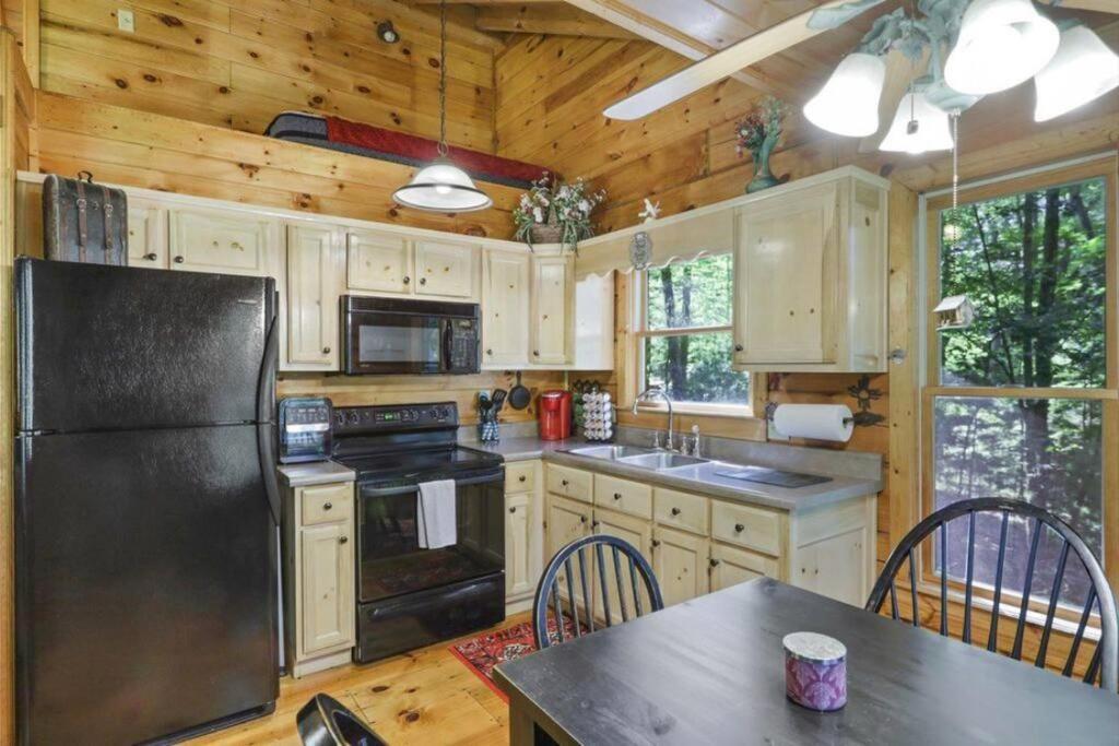 Open Studio Lodge At Little Rock Creek Cherry Log 外观 照片
